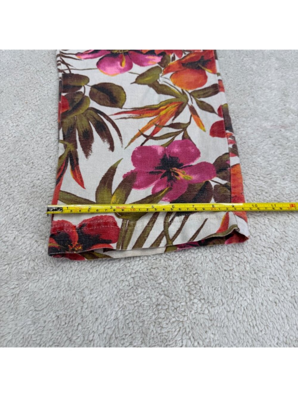 Chico's Women's Tropical Floral Print Linen Blend Cropped Pants, Size 1 /US M - Picture 8 of 10